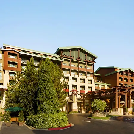 Disney'S Grand Californian Hotel & Spa-3